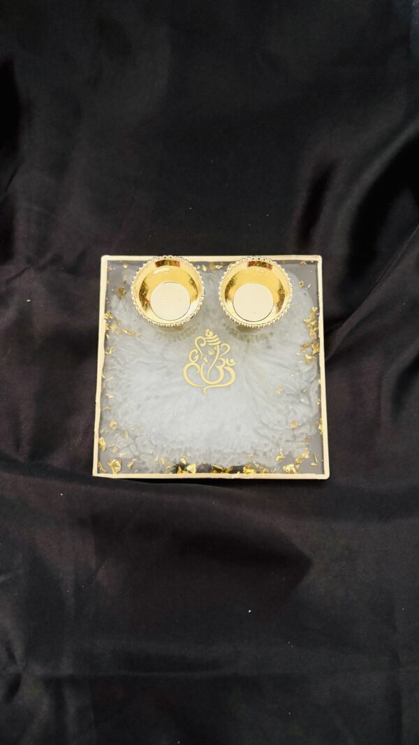 4 Inch Square Resin Plate with Gold Accents - Image 2