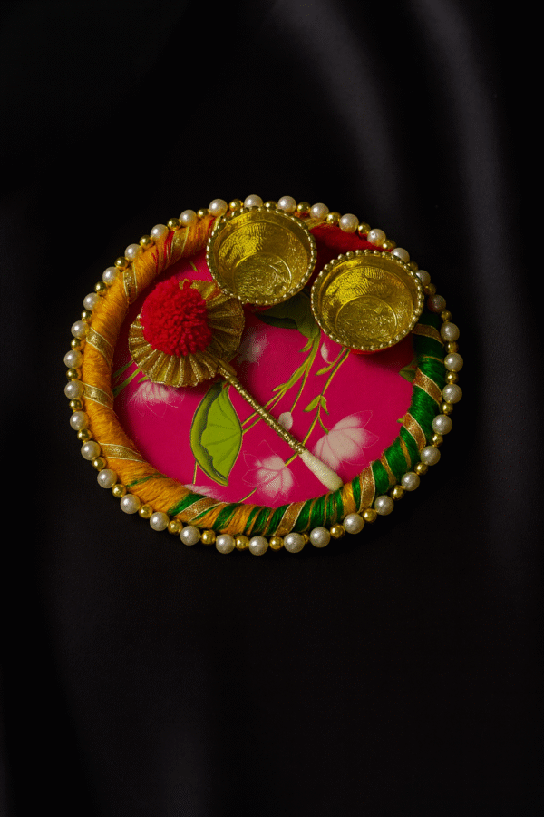 Handcrafted 4 Inch Pichwai Puja Tray with Tikka - Image 2