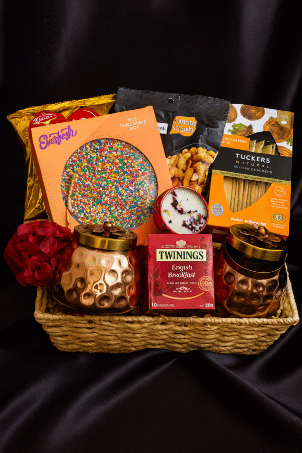Elegant Copper Jar & Tea Delight Hamper